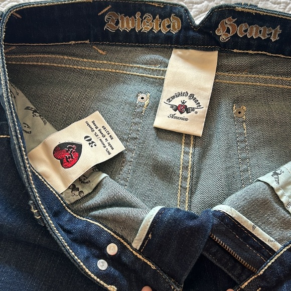 ❤️TWISTED HEART”boot cut jeans - Picture 7 of 11